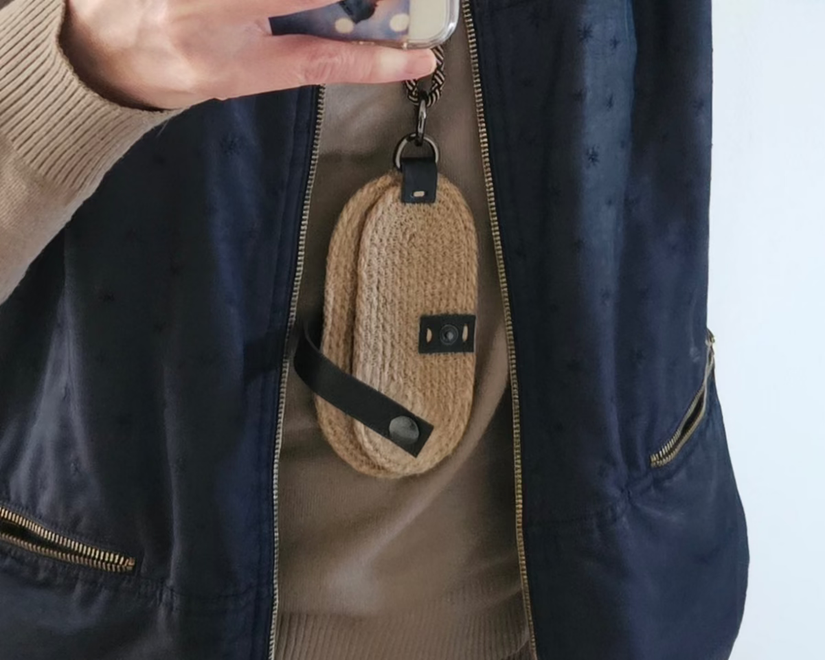 Vis b-holder
